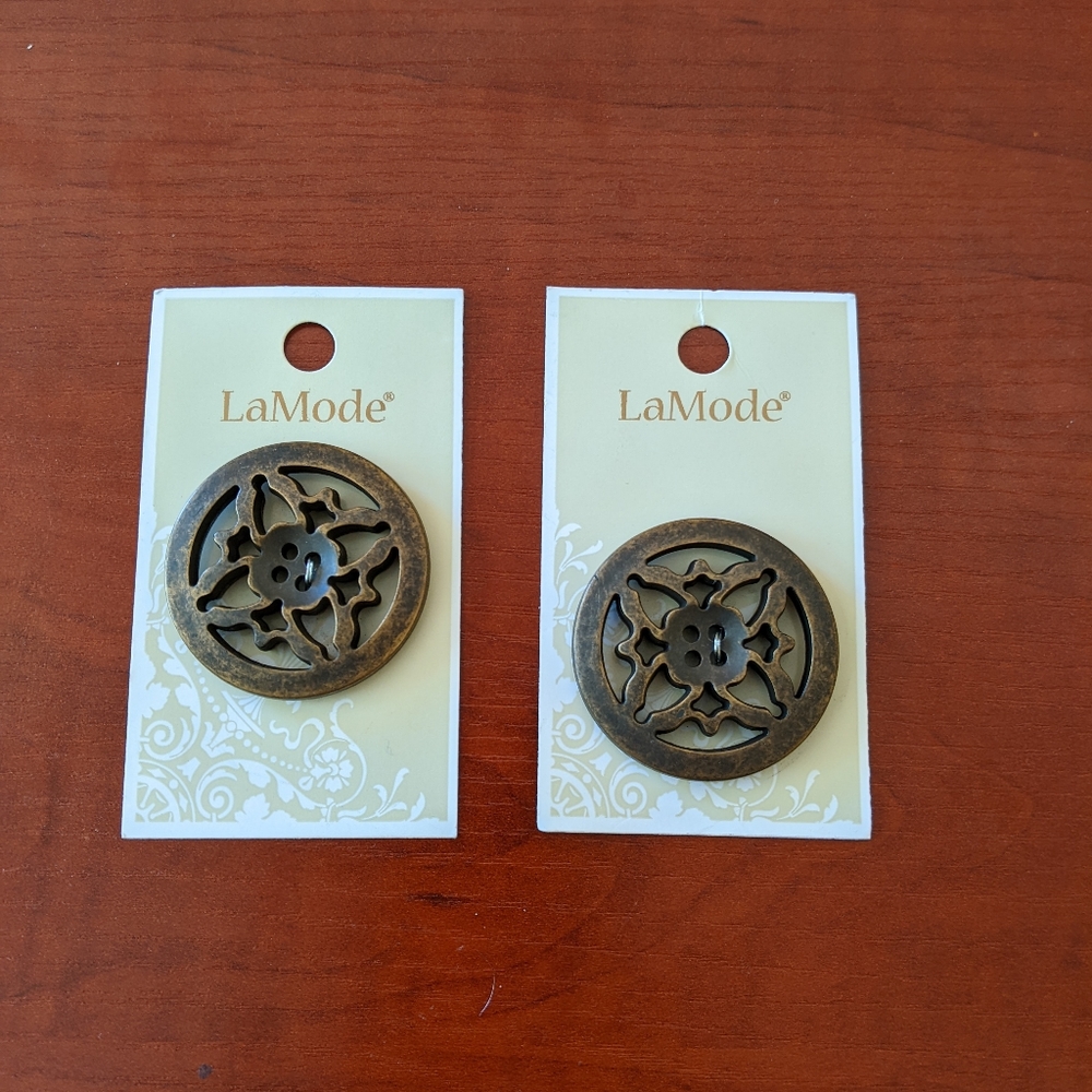 NWT La Mode 1 1/2in 38mm buttons vintage gold (2 buttons)